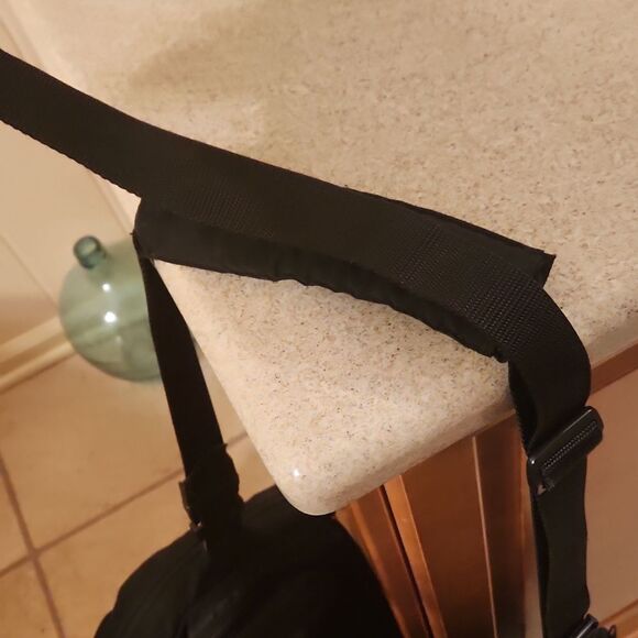 L.L. Bean Vintage Black 20" Duffel Bag - Picture 7 of 14